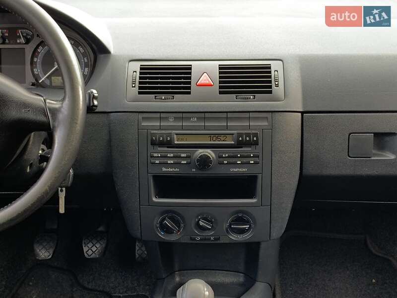 Хетчбек Skoda Fabia 2006 в Бердичеві