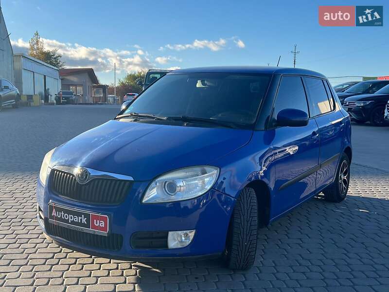 Хэтчбек Skoda Fabia 2009 в Львове