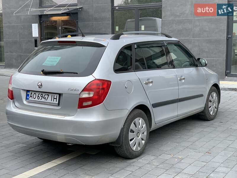 Универсал Skoda Fabia 2010 в Сваляве фото 9 Универсал Skoda Fabia 2010 в Сваляве