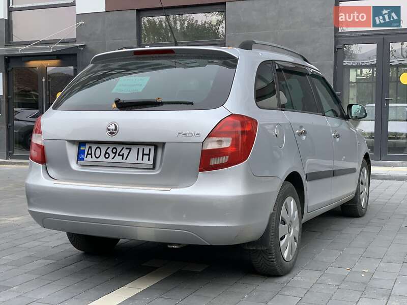 Универсал Skoda Fabia 2010 в Сваляве фото 11 Универсал Skoda Fabia 2010 в Сваляве