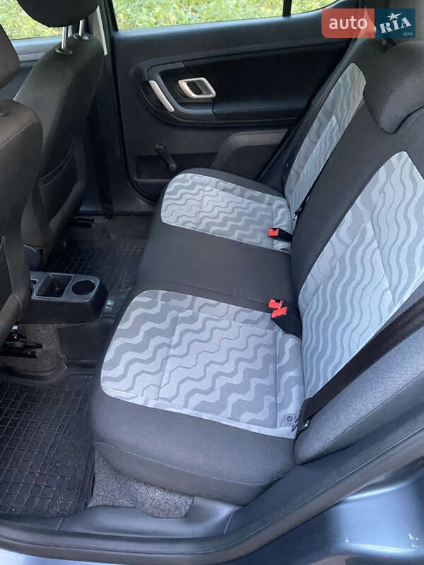 Хэтчбек Skoda Fabia 2009 в Виннице фото 16 Хэтчбек Skoda Fabia 2009 в Виннице