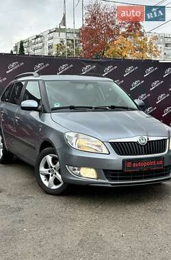 Універсал Skoda Fabia 2012 в  Універсал Skoda Fabia 2012 в