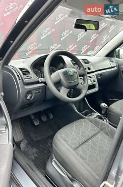 Універсал Skoda Fabia 2012 в  фото 20 Універсал Skoda Fabia 2012 в