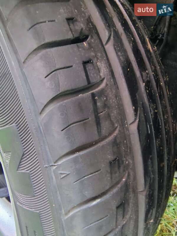 Хетчбек Skoda Fabia 2012 в Ужгороді