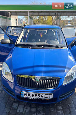 Хетчбек Skoda Fabia 2009 в 