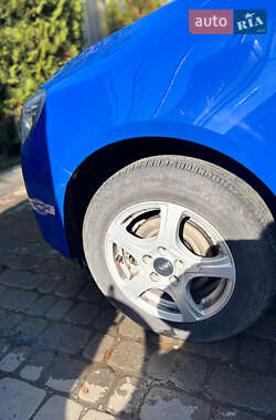 Хетчбек Skoda Fabia 2009 в 