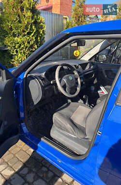 Хетчбек Skoda Fabia 2009 в 