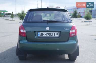 Хэтчбек Skoda Fabia 2007 в  фото 3 Хэтчбек Skoda Fabia 2007 в