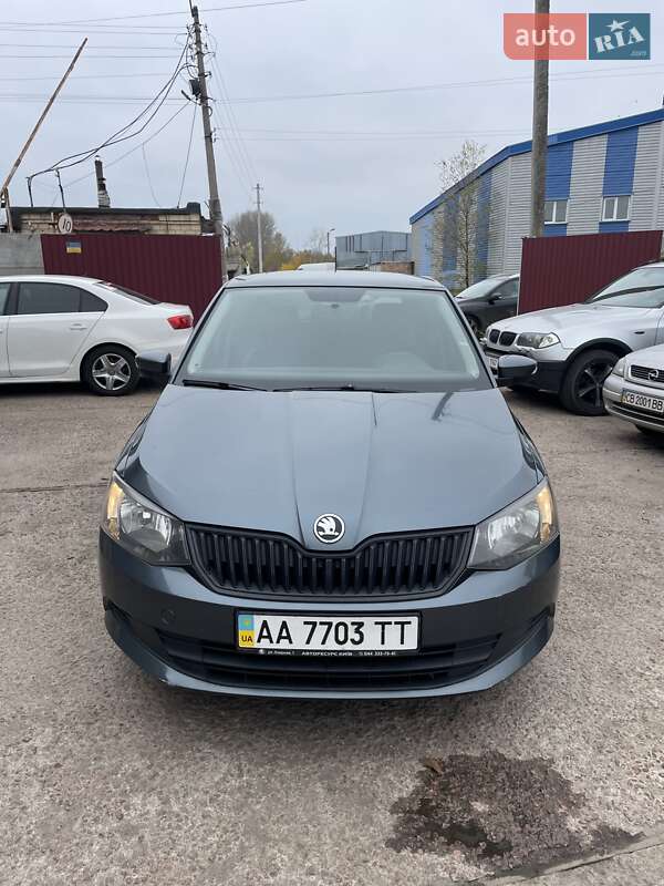 Хэтчбек Skoda Fabia 2015 в Чернигове фото 2 Хэтчбек Skoda Fabia 2015 в Чернигове