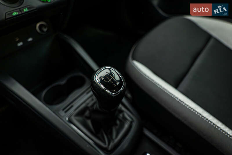 Хэтчбек Skoda Fabia 2017 в Киеве фото 15 Хэтчбек Skoda Fabia 2017 в Киеве