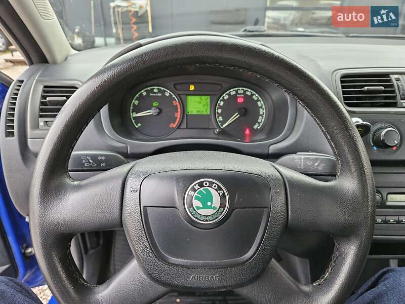 Хэтчбек Skoda Fabia 2009 в Шостке