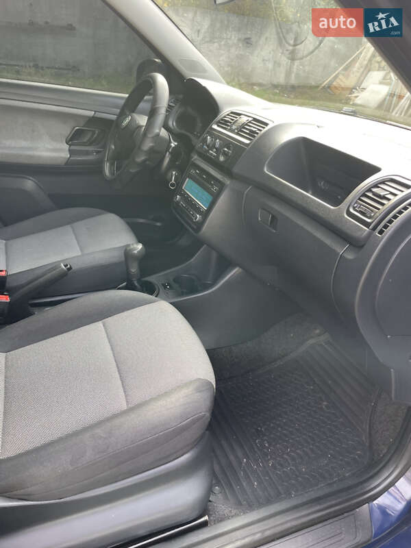 Хэтчбек Skoda Fabia 2011 в Желтых Водах фото 18 Хэтчбек Skoda Fabia 2011 в Желтых Водах