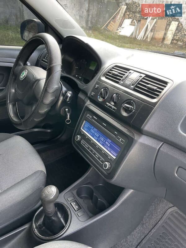 Хэтчбек Skoda Fabia 2011 в Желтых Водах фото 19 Хэтчбек Skoda Fabia 2011 в Желтых Водах