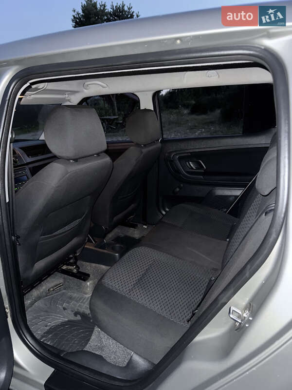 Хетчбек Skoda Fabia 2008 в Перегінське