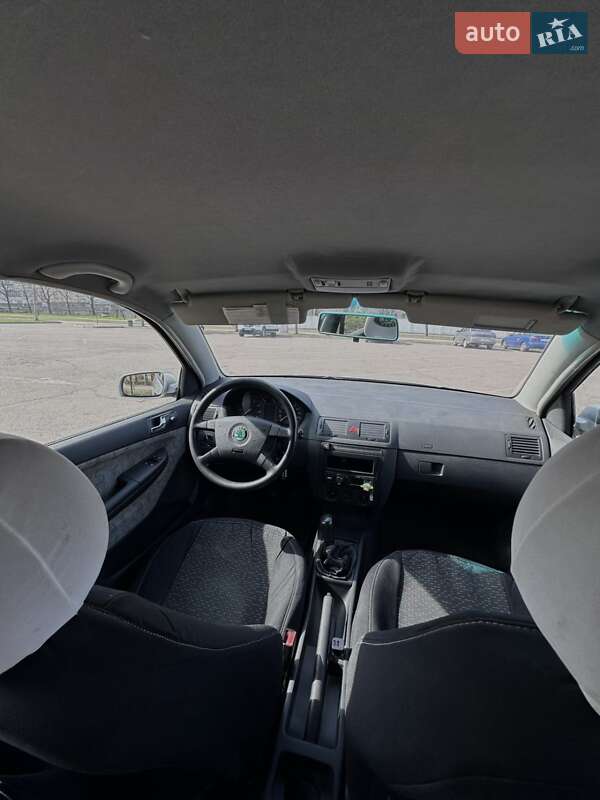 Універсал Skoda Fabia 2002 в Кривому Розі фото 4 Універсал Skoda Fabia 2002 в Кривому Розі