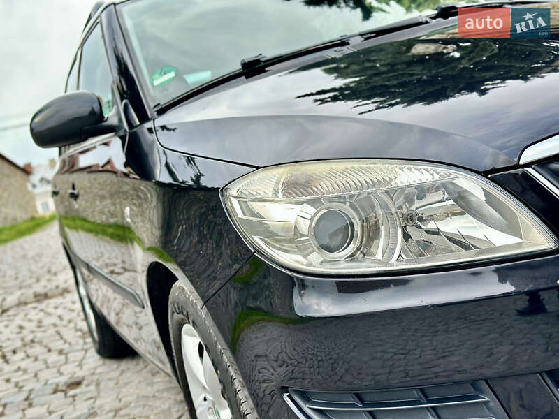 Универсал Skoda Fabia 2010 в Каменец-Подольском
