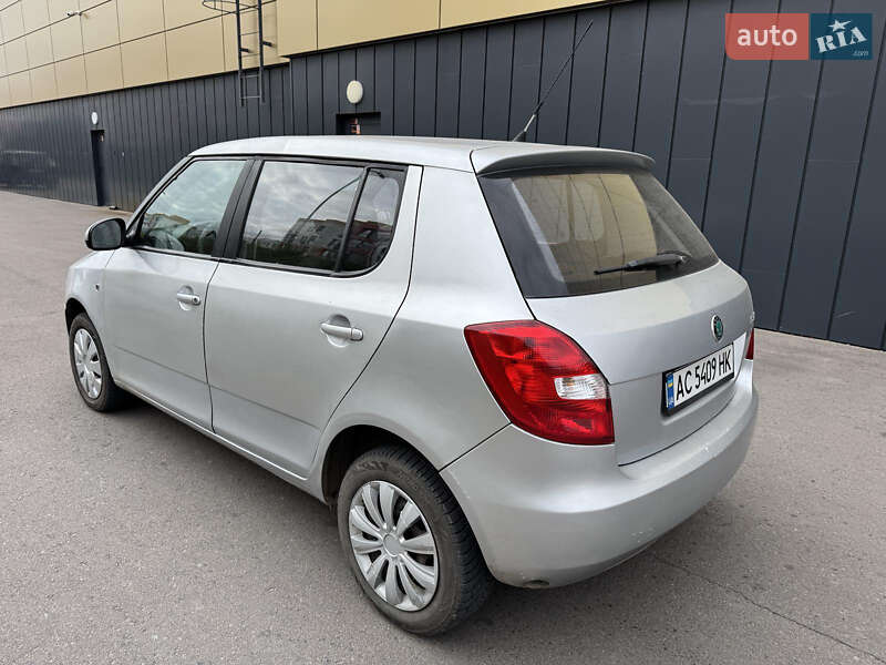 Хэтчбек Skoda Fabia 2012 в Ровно фото 6 Хэтчбек Skoda Fabia 2012 в Ровно