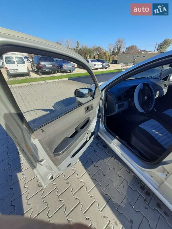 Универсал Skoda Fabia 2004 в Шумске