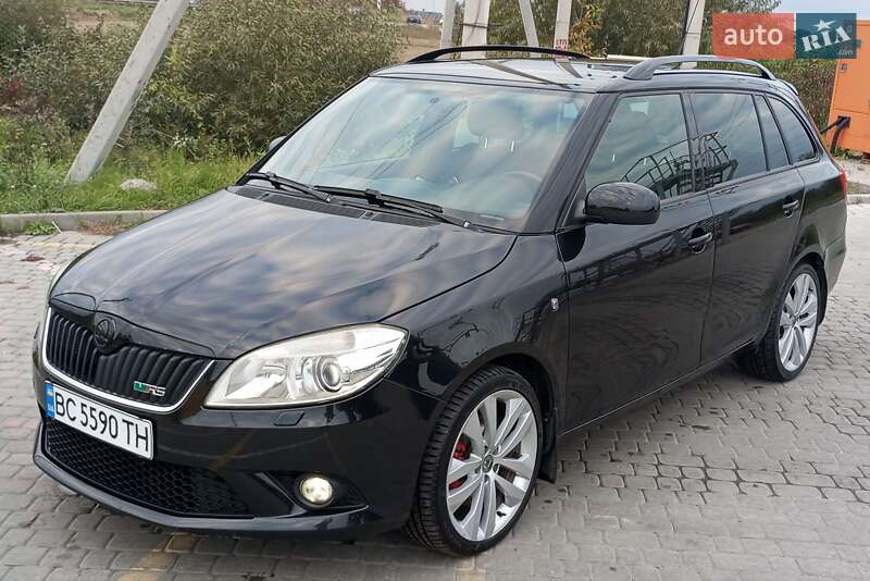Універсал Skoda Fabia 2010 в Львові