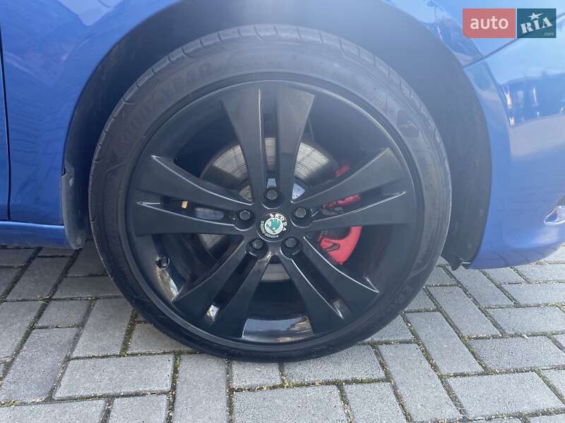 Хэтчбек Skoda Fabia 2011 в Золочеве