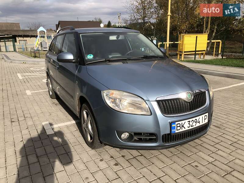 Універсал Skoda Fabia 2008 в Дубні