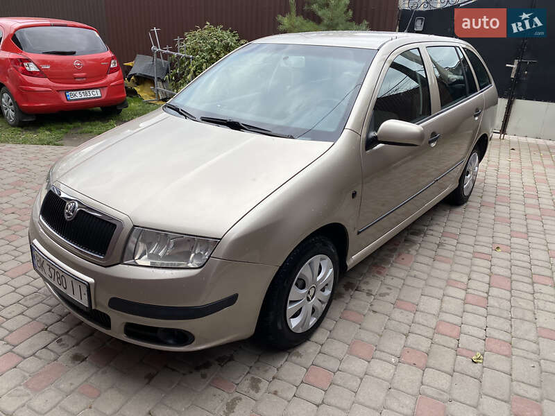 Універсал Skoda Fabia 2005 в Рівному фото 7 Універсал Skoda Fabia 2005 в Рівному