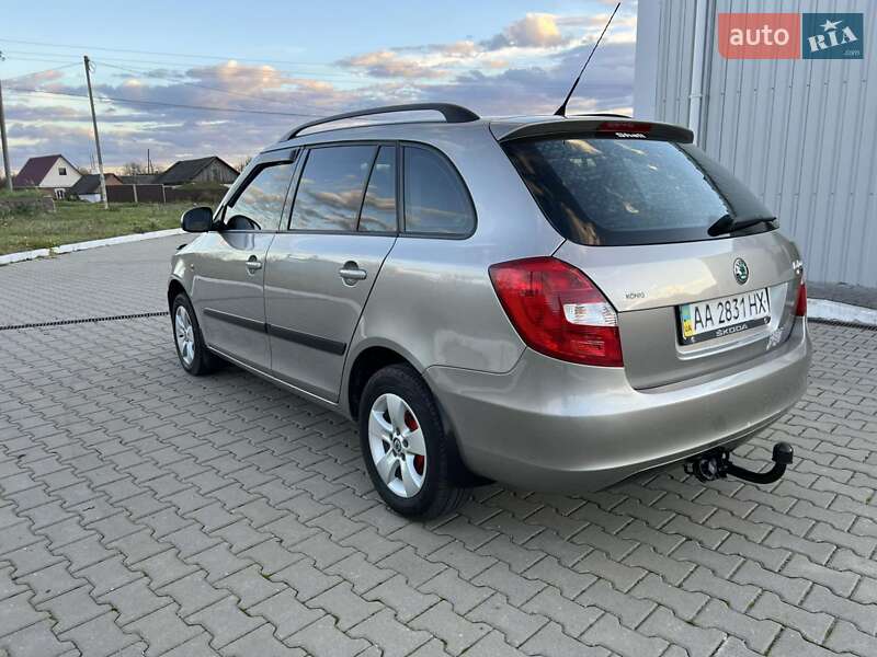 Универсал Skoda Fabia 2008 в Калиновке фото 3 Универсал Skoda Fabia 2008 в Калиновке