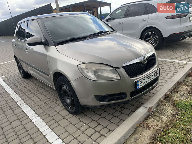 Хетчбек Skoda Fabia 2007 в Львові