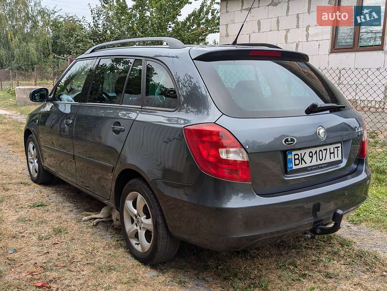 Универсал Skoda Fabia 2008 в Ровно