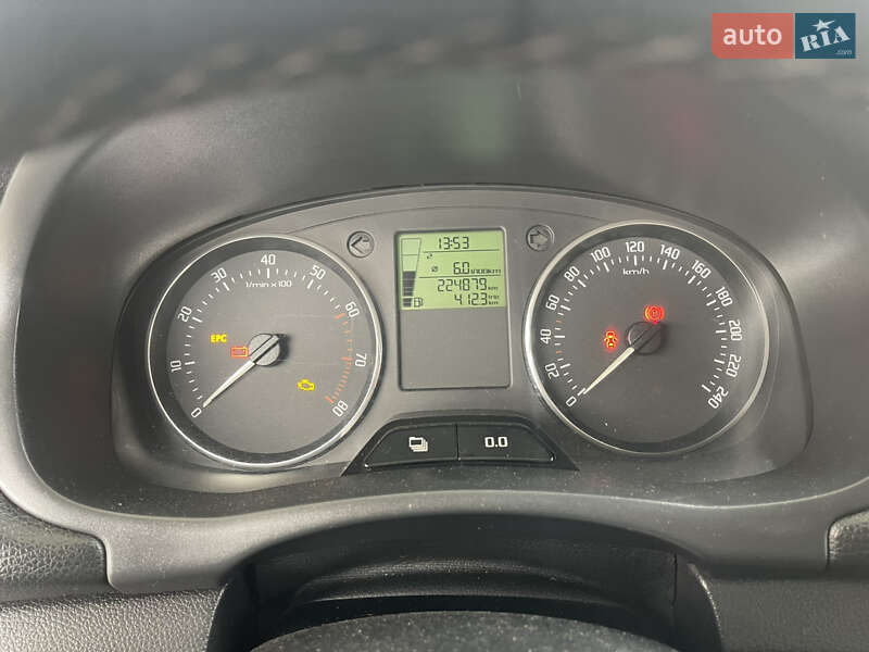 Хетчбек Skoda Fabia 2012 в Білій Церкві фото 10 Хетчбек Skoda Fabia 2012 в Білій Церкві