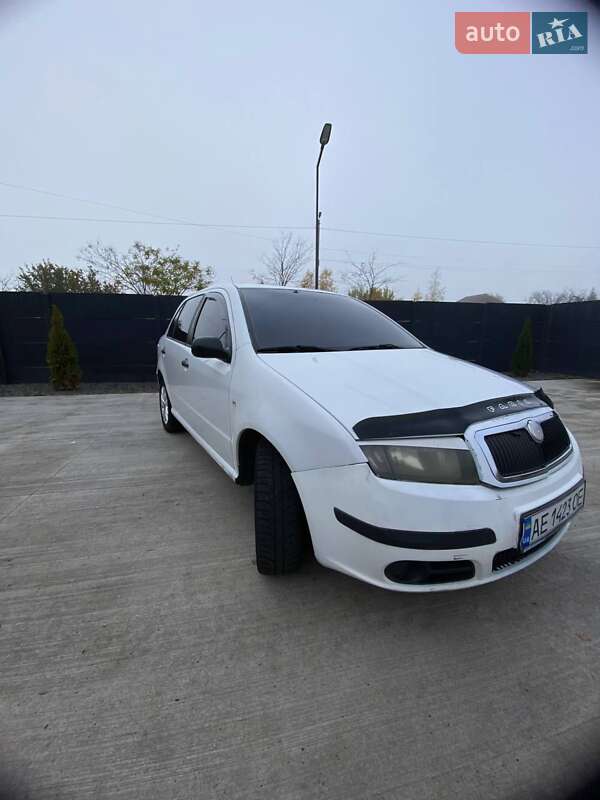 Хетчбек Skoda Fabia 2005 в П'ятихатках фото 4 Хетчбек Skoda Fabia 2005 в П'ятихатках