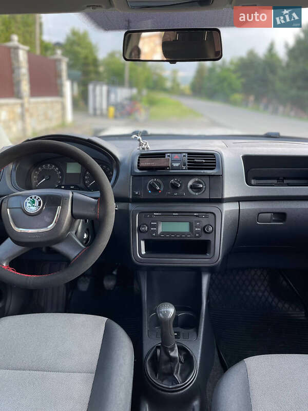 Универсал Skoda Fabia 2011 в Долине фото 8 Универсал Skoda Fabia 2011 в Долине