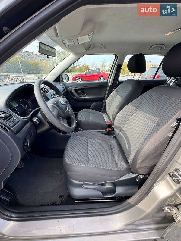 Универсал Skoda Fabia 2010 в Кривом Роге фото 10 Универсал Skoda Fabia 2010 в Кривом Роге