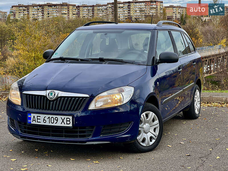 Универсал Skoda Fabia 2011 в Кривом Роге