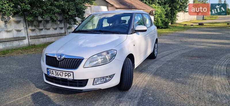 Хэтчбек Skoda Fabia 2014 в Малине фото 2 Хэтчбек Skoda Fabia 2014 в Малине