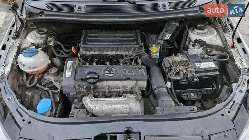 Хэтчбек Skoda Fabia 2013 в Киеве фото 15 Хэтчбек Skoda Fabia 2013 в Киеве