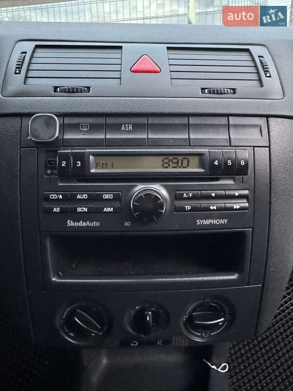 Универсал Skoda Fabia 2004 в Тернополе