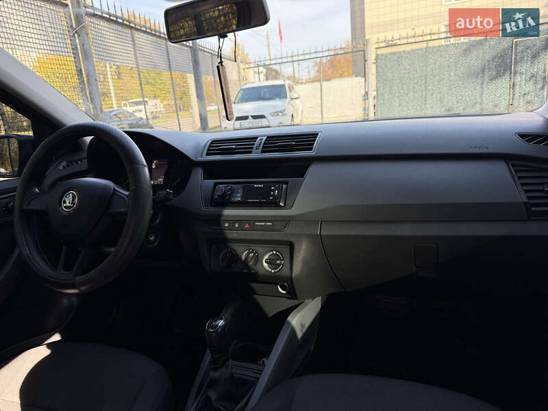 Хэтчбек Skoda Fabia 2017 в Запорожье фото 10 Хэтчбек Skoda Fabia 2017 в Запорожье
