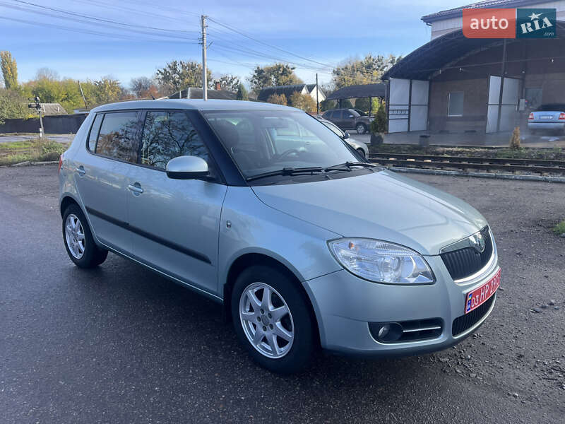 Хэтчбек Skoda Fabia 2010 в Ахтырке фото 7 Хэтчбек Skoda Fabia 2010 в Ахтырке