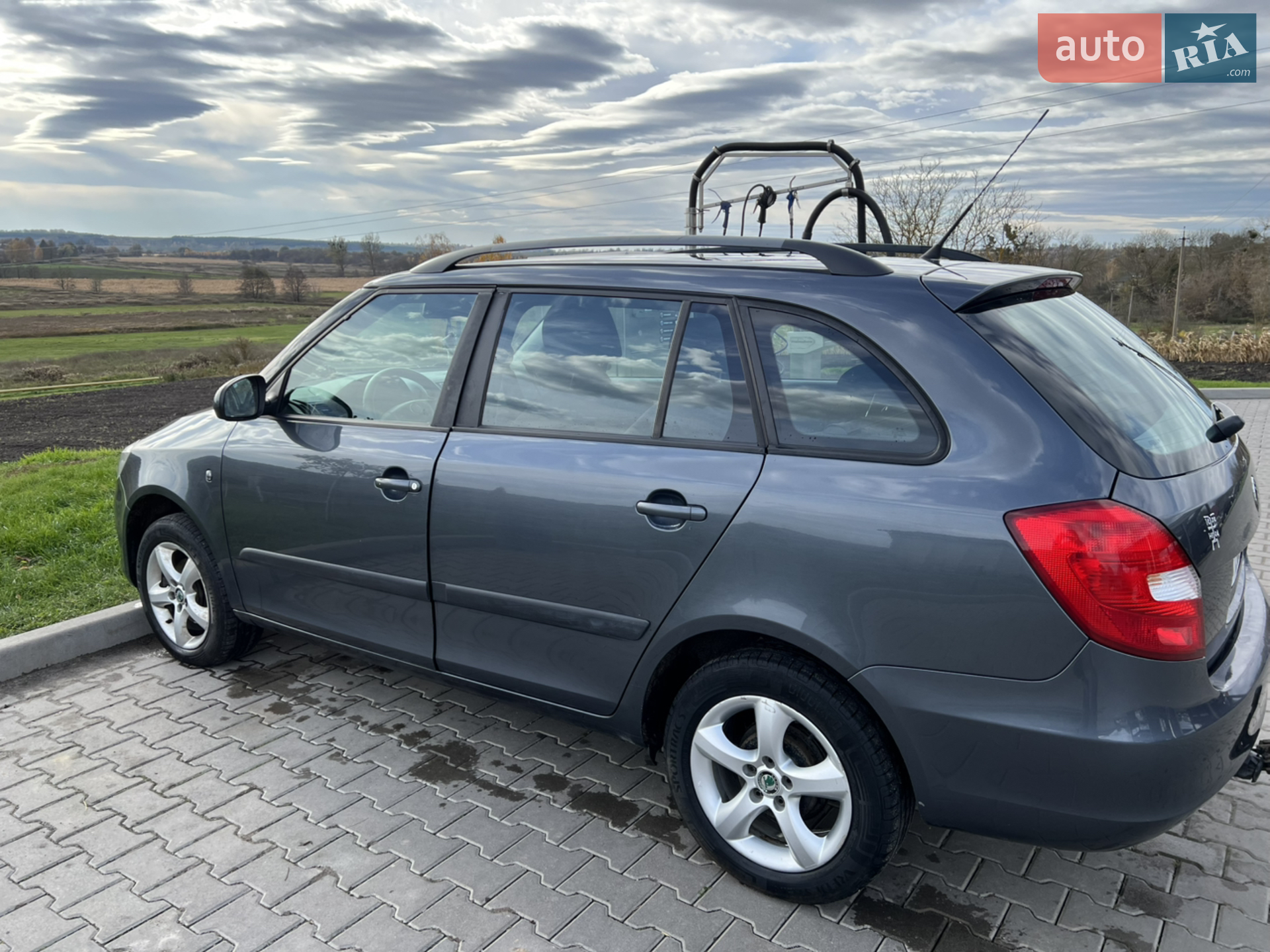 2010 Skoda Fabia - мініатюра 4