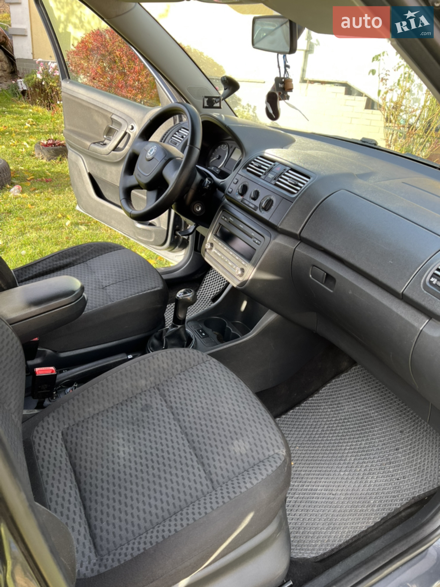 2010 Skoda Fabia - мініатюра 14