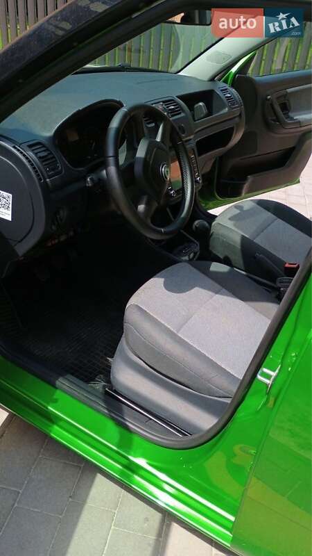 Хэтчбек Skoda Fabia 2012 в Львове фото 5 Хэтчбек Skoda Fabia 2012 в Львове