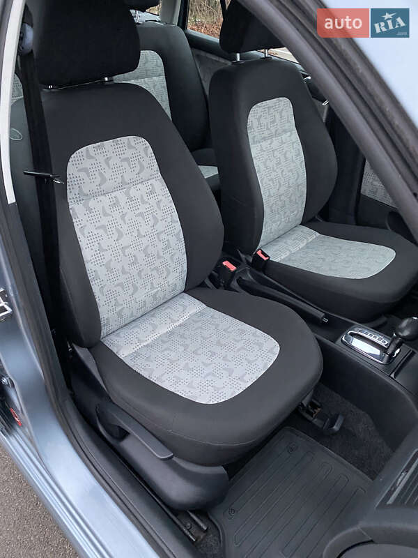 Універсал Skoda Fabia 2003 в Києві фото 41 Універсал Skoda Fabia 2003 в Києві