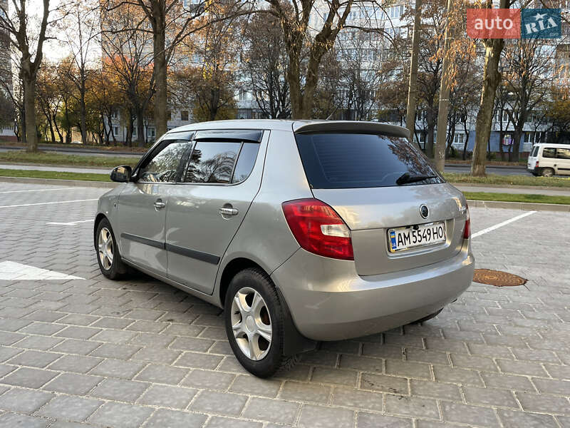 Хэтчбек Skoda Fabia 2007 в Ровно фото 8 Хэтчбек Skoda Fabia 2007 в Ровно