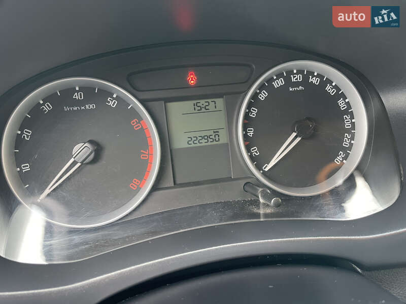 Универсал Skoda Fabia 2009 в Виноградове фото 31 Универсал Skoda Fabia 2009 в Виноградове