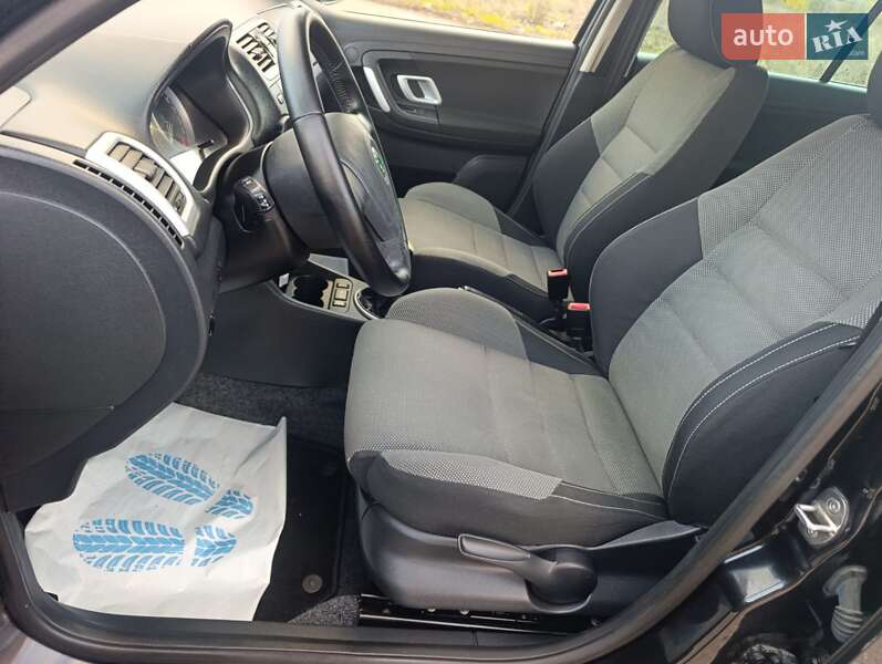 Универсал Skoda Fabia 2008 в Полтаве