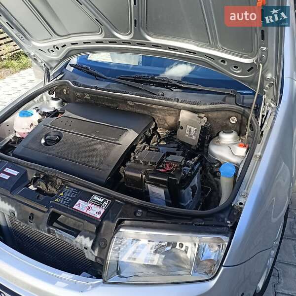 Хэтчбек Skoda Fabia 2007 в Черновцах