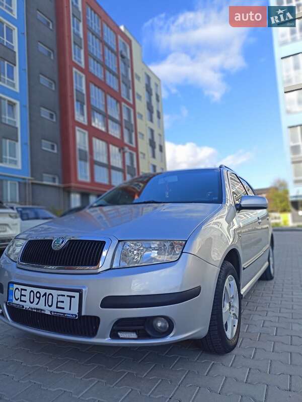 Хэтчбек Skoda Fabia 2007 в Черновцах