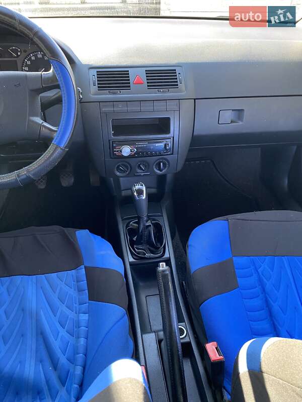 Универсал Skoda Fabia 2004 в Новоукраинке