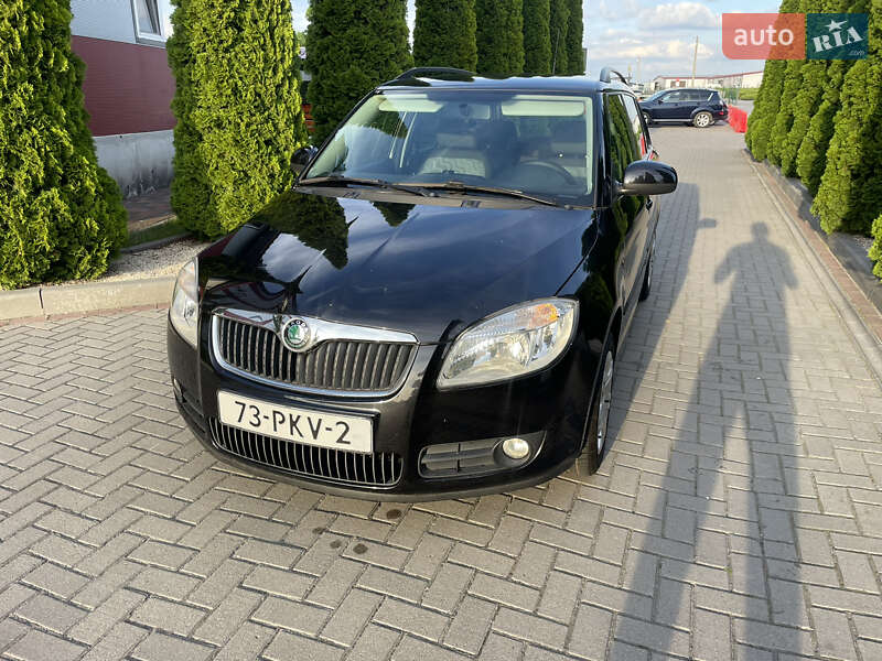 Универсал Skoda Fabia 2008 в Городке